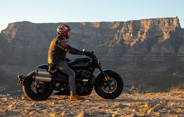Want to experience South Africa on a motorbike? Here are our 5 favourite routes...