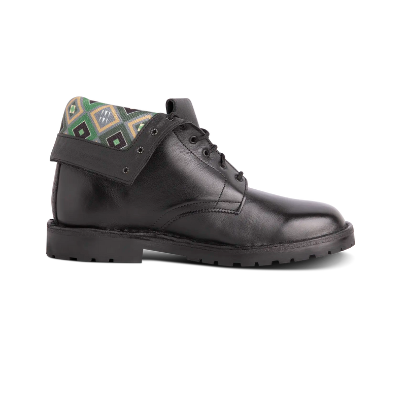 The Veldskoen MoveMe Ranger Boot (Black Leather with Black Sole)
